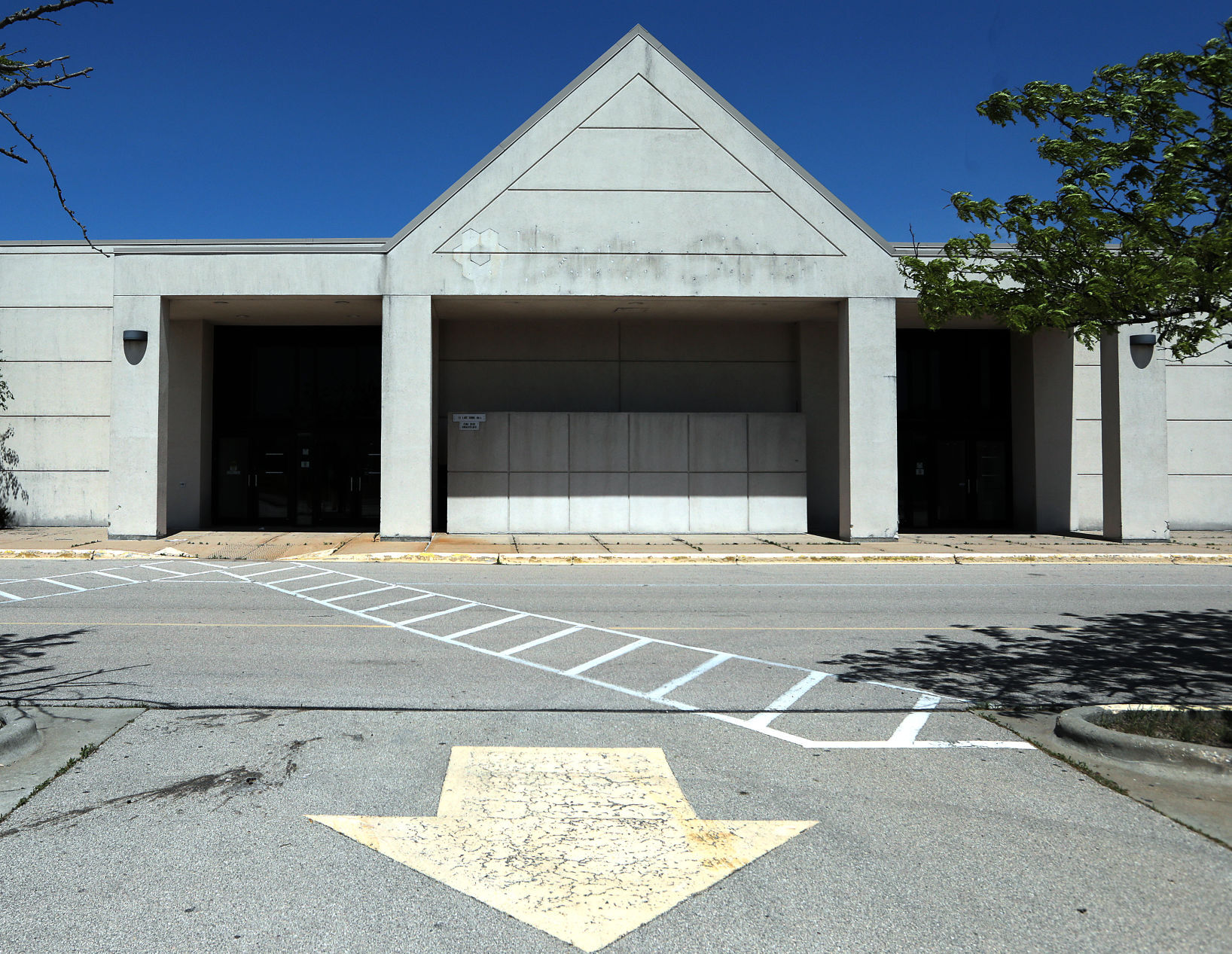 East Towne Mall - Boston Store